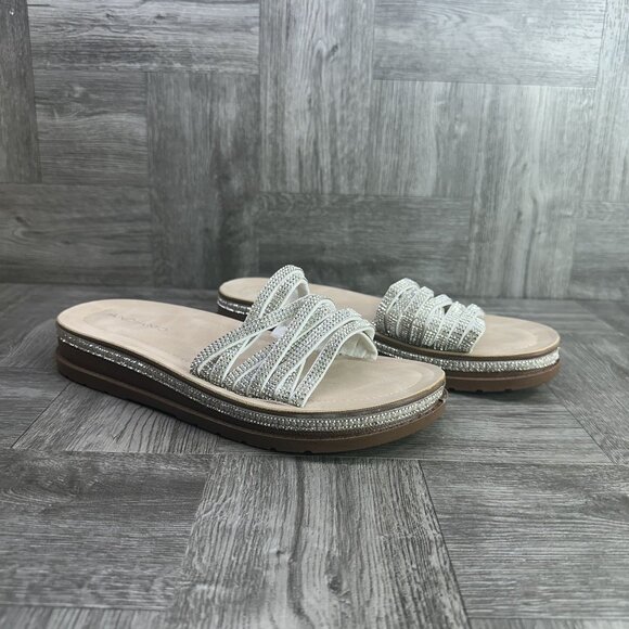 Adiamo Apmela Women's size 7 Studded Rhinestone Slide Sandals - Picture 5 of 8